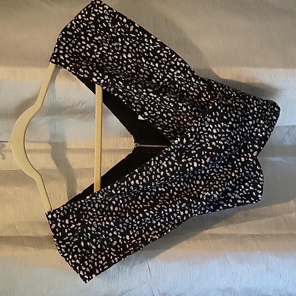 Isla criss cross crop top